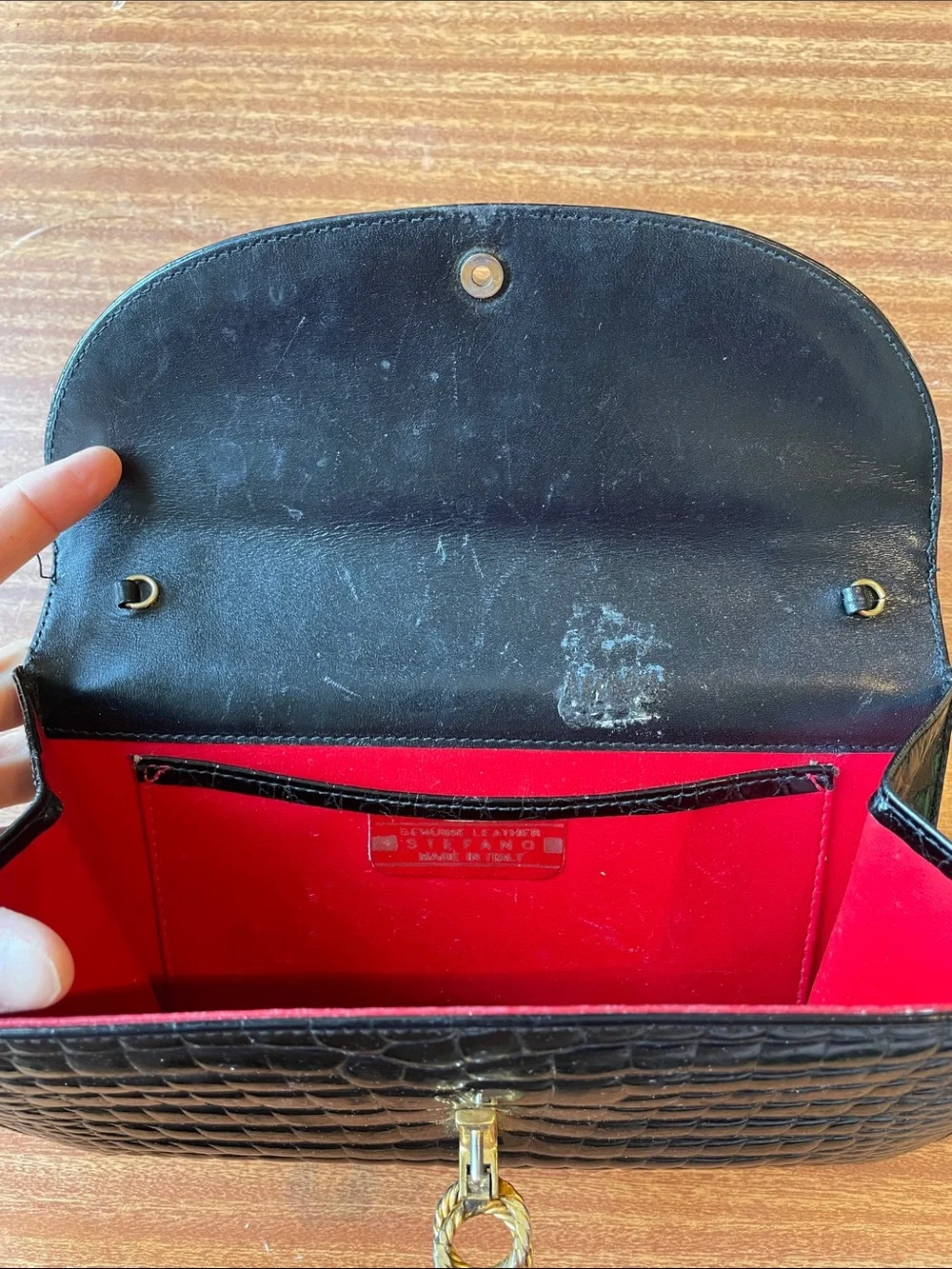 Vintage genuine leather clutch